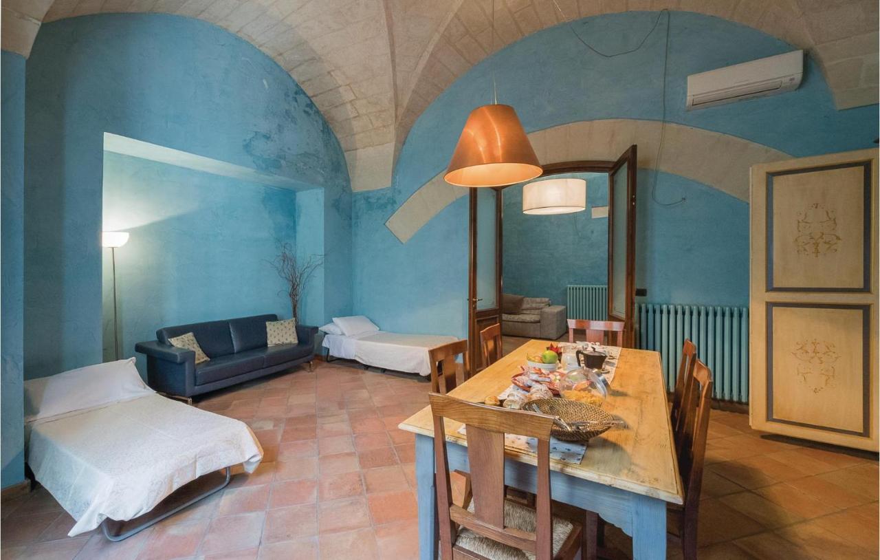 1 Bedroom Awesome Apartment In Lecce Le Eksteriør billede