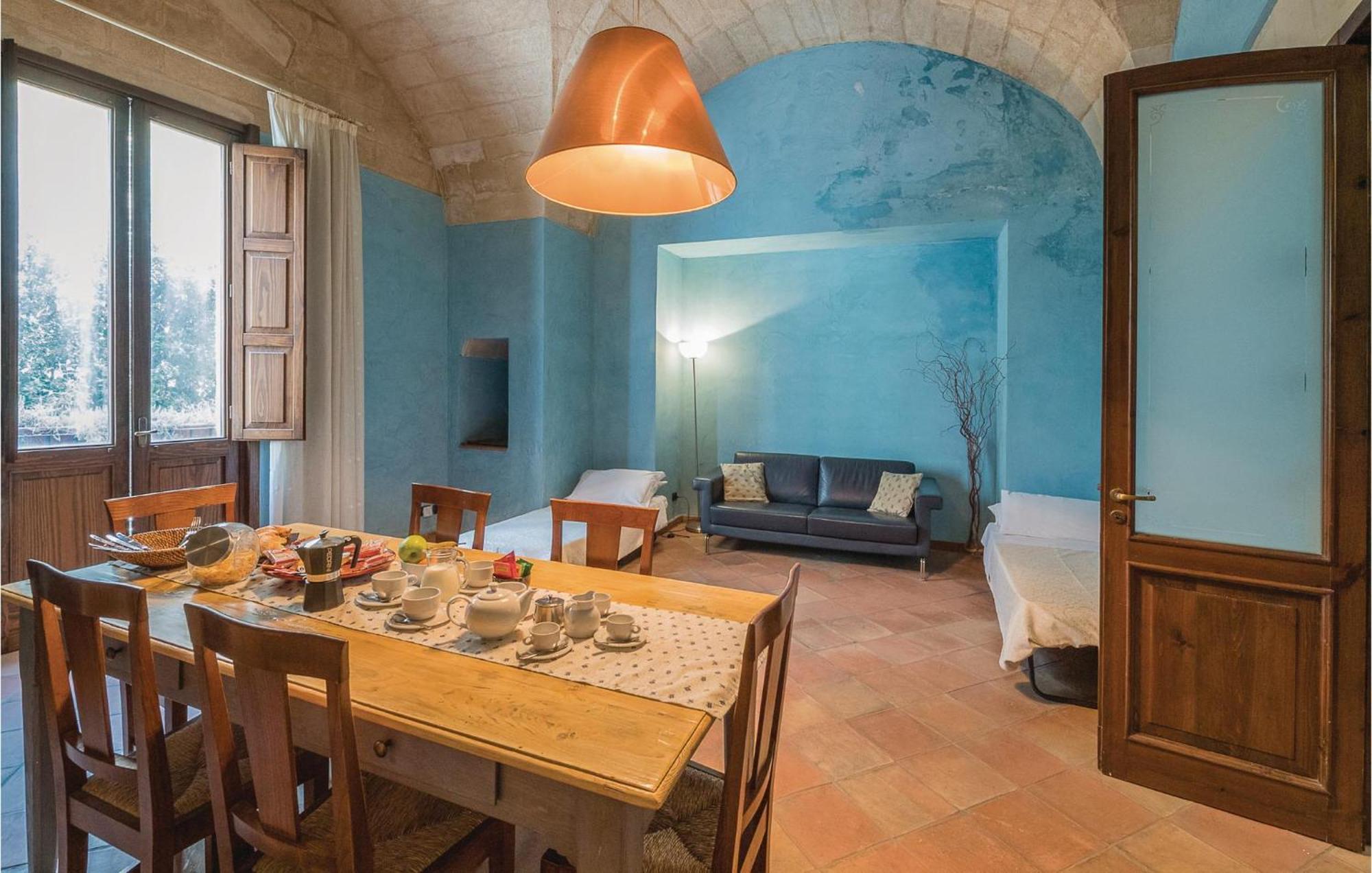 1 Bedroom Awesome Apartment In Lecce Le Eksteriør billede