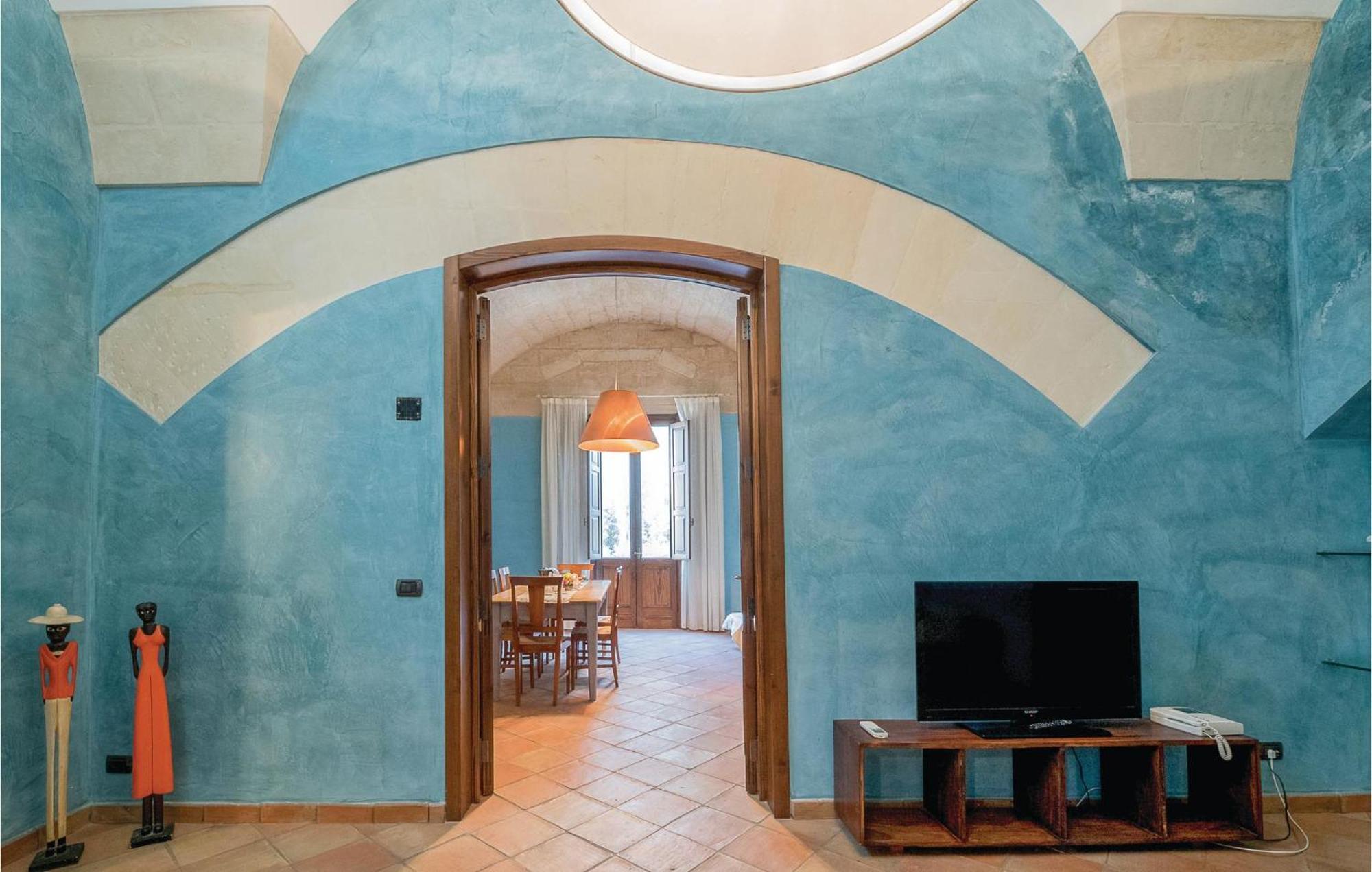 1 Bedroom Awesome Apartment In Lecce Le Eksteriør billede